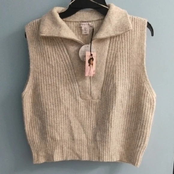 Sincerly Jules Cream Sweater - Picture 3 of 4